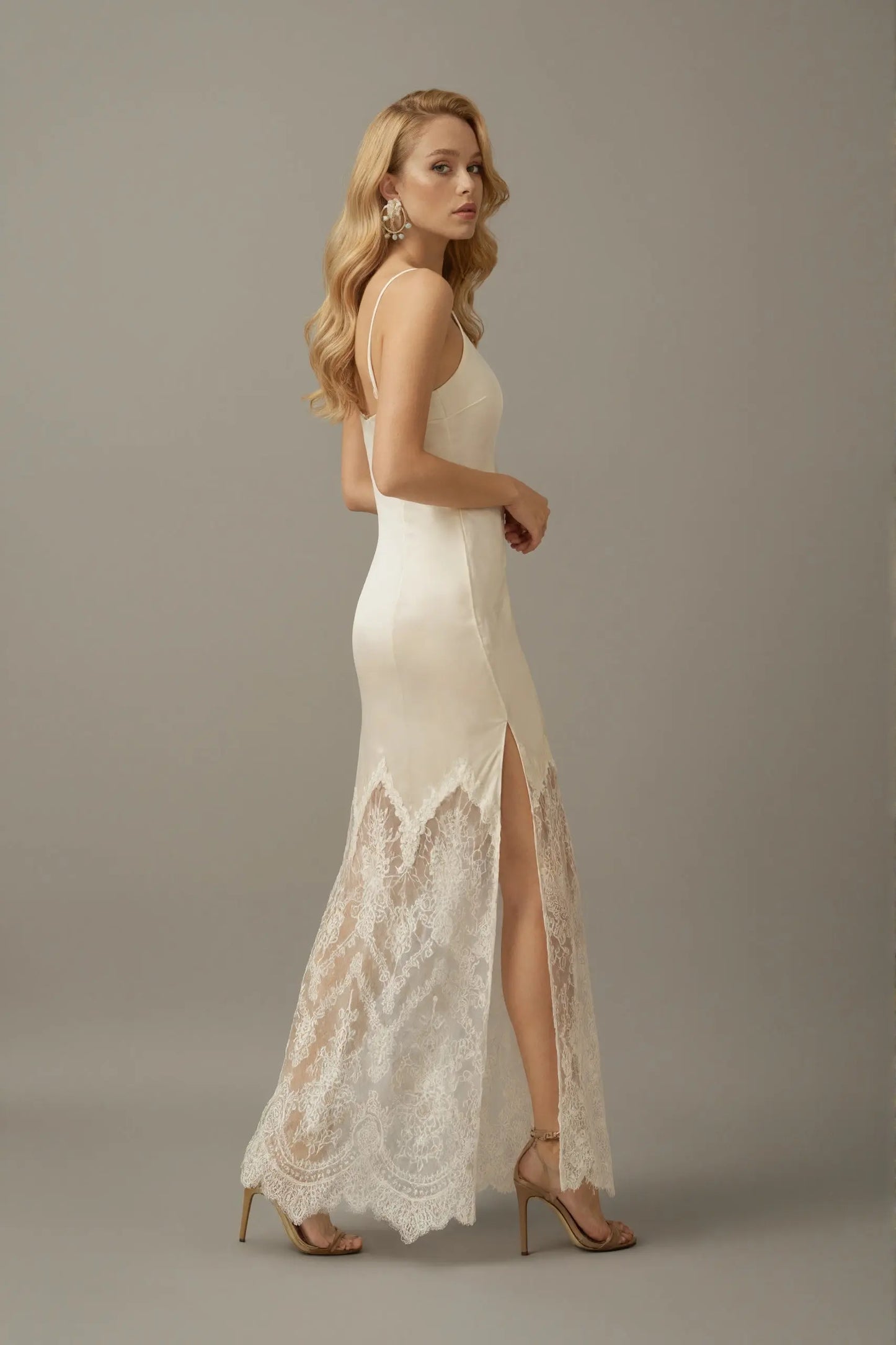 Chantilly Lace Long Robe with Silky Satin Lace Nightgown - next day shipping SelenaHuanStudio