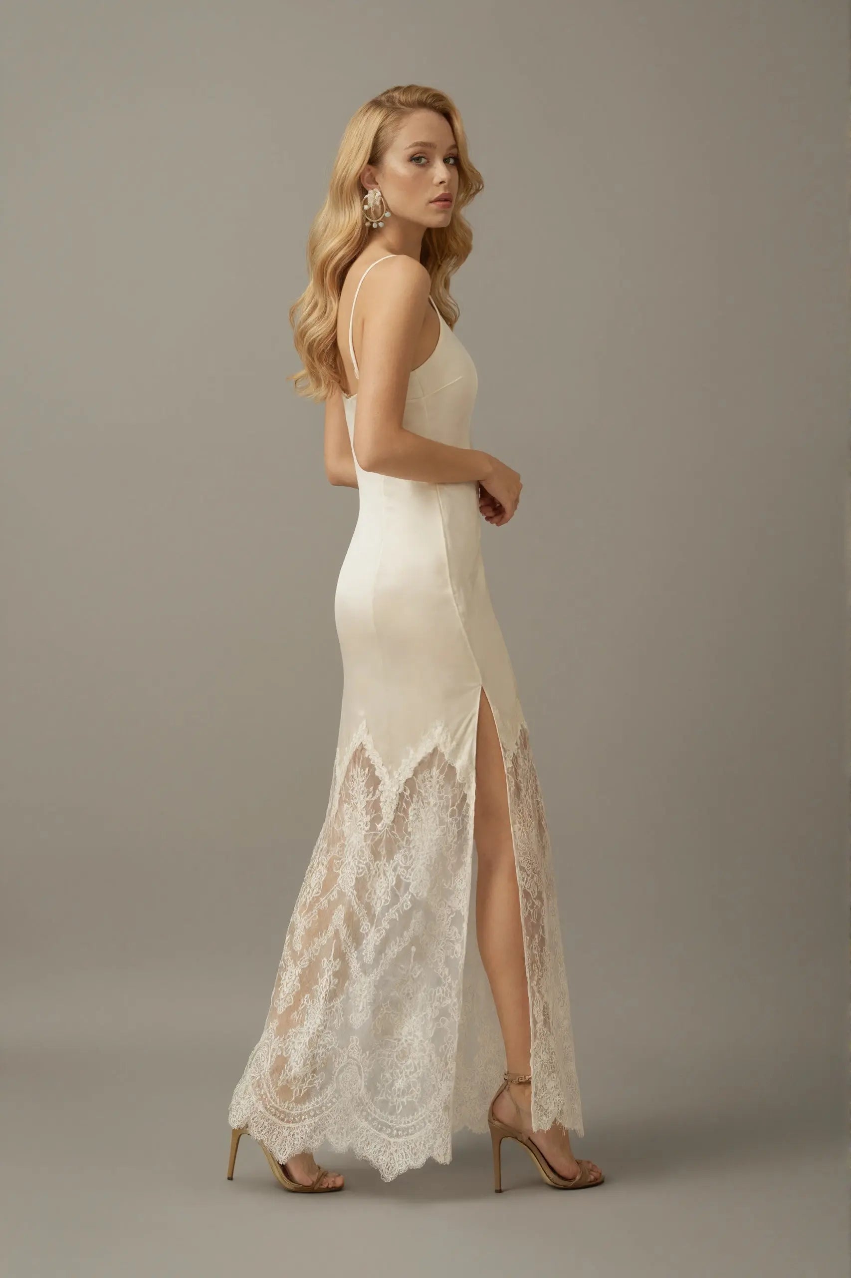 Chantilly Lace Long Robe with Silky Satin Lace Nightgown - next day shipping SelenaHuanStudio